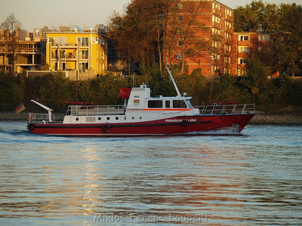 Loeschboot Branddirektor Hans   P049.JPG